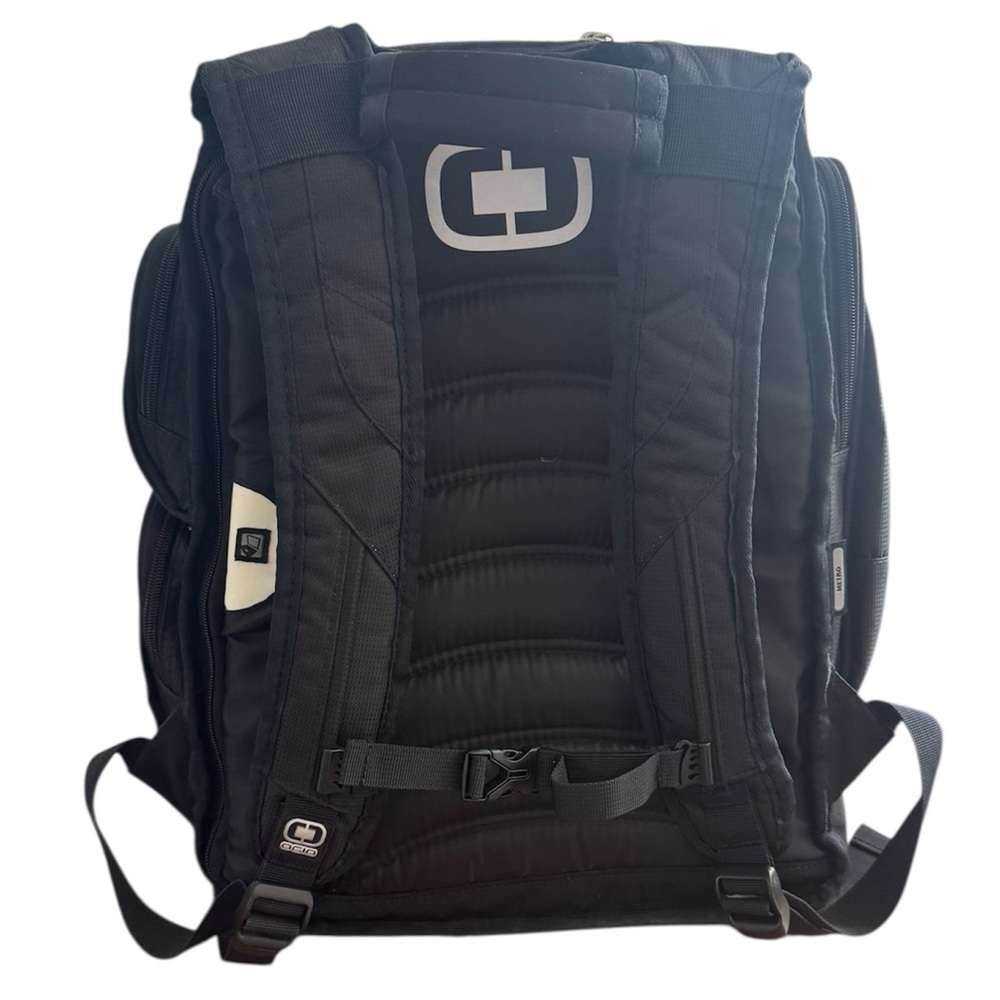 OGIO Charcoal Men's Backpack - Picture 8 of 8